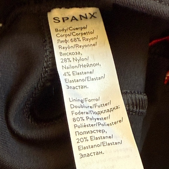 SPANX The Perfect Pants Four-Pocket Ankle Pants in Black Ponte Size SP - Picture 7 of 8